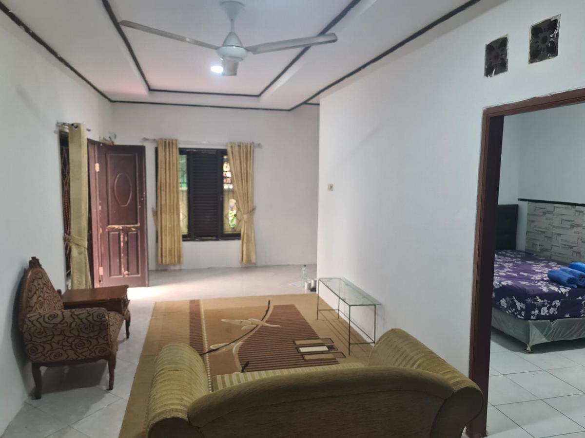 Kampung Istal Villa Pamijahan Bogor Bagian luar foto