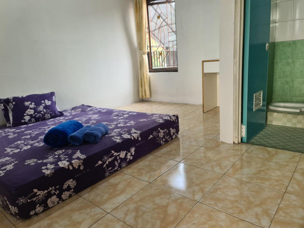 Kampung Istal Villa Pamijahan Bogor Bagian luar foto