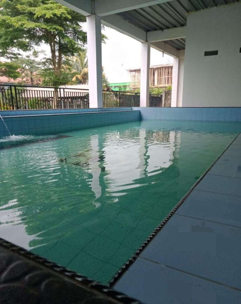 Kampung Istal Villa Pamijahan Bogor Bagian luar foto